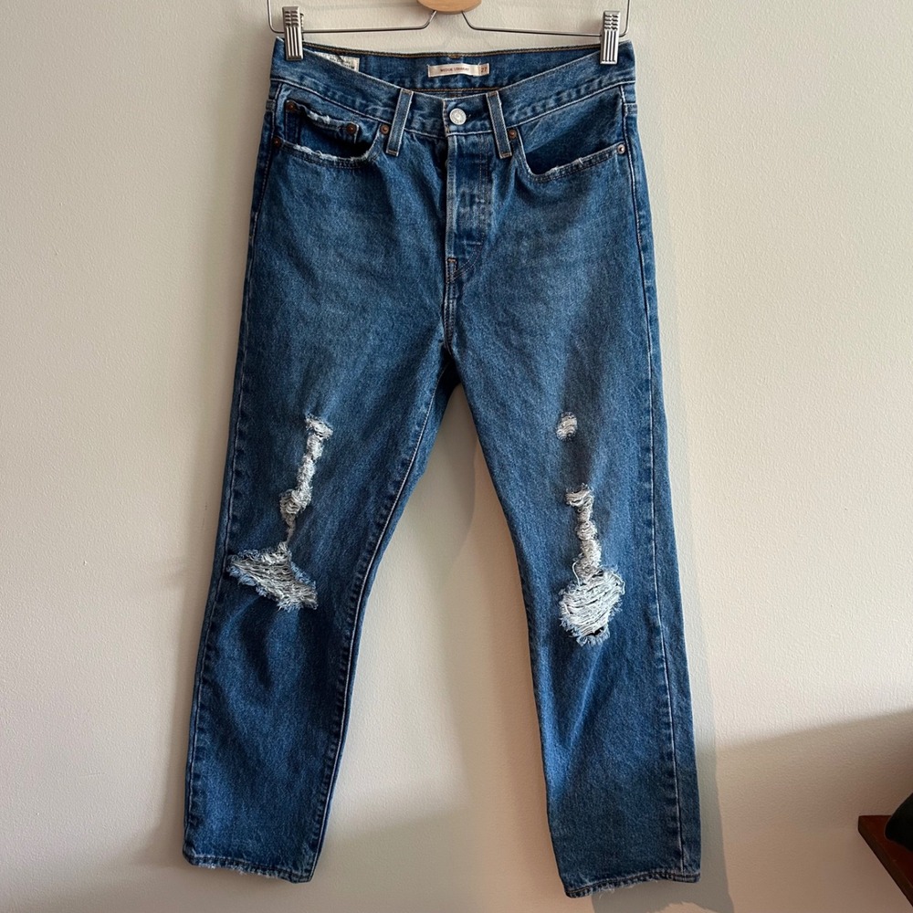 Levi's Premium Wedgie Straight Jeans Blue 27 Distressed High Rise Button Fly - Picture 1 of 7